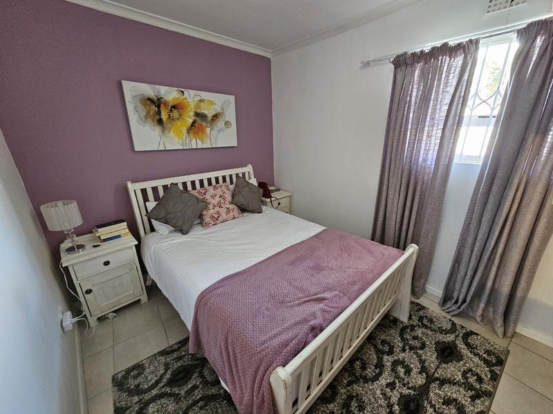 To Let 2 Bedroom Property for Rent in Mowbray Western Cape